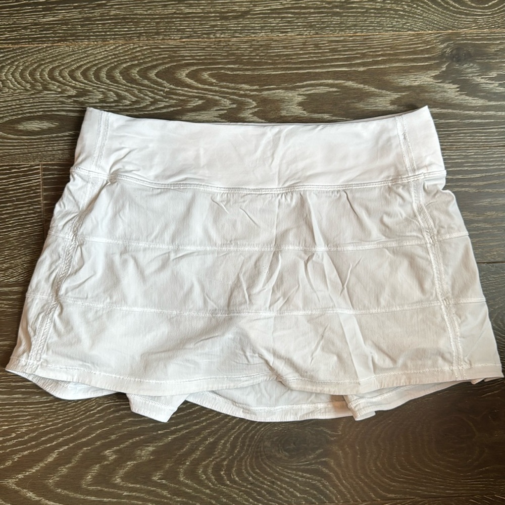 Lululemon white Pace Rival Mid-rise Skirt size 6